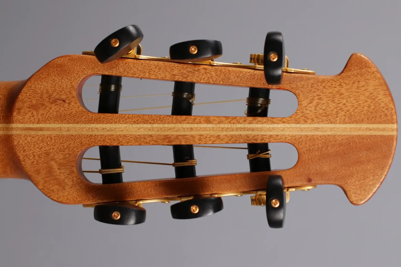 Ovation Pro Series Legend 1773AX Mid Cutaway – Bild 6