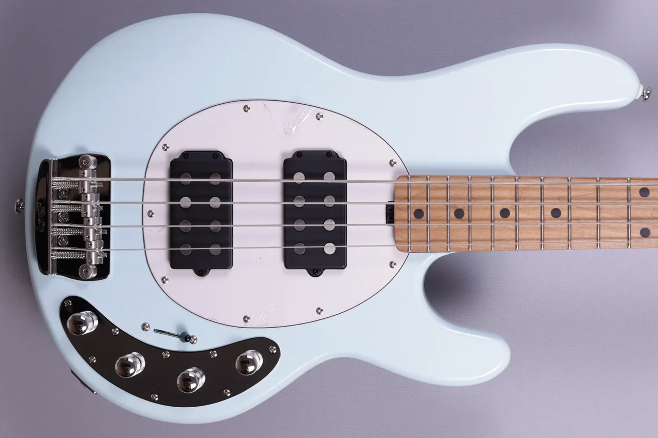 Sterling-Stingray-4-HH-Daphne-Blue – Bild 3
