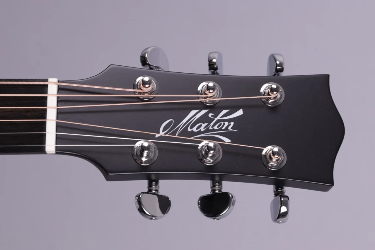 Maton SRS70C Ghost Black (Signed by Tommy Emmanuel) – Bild 7