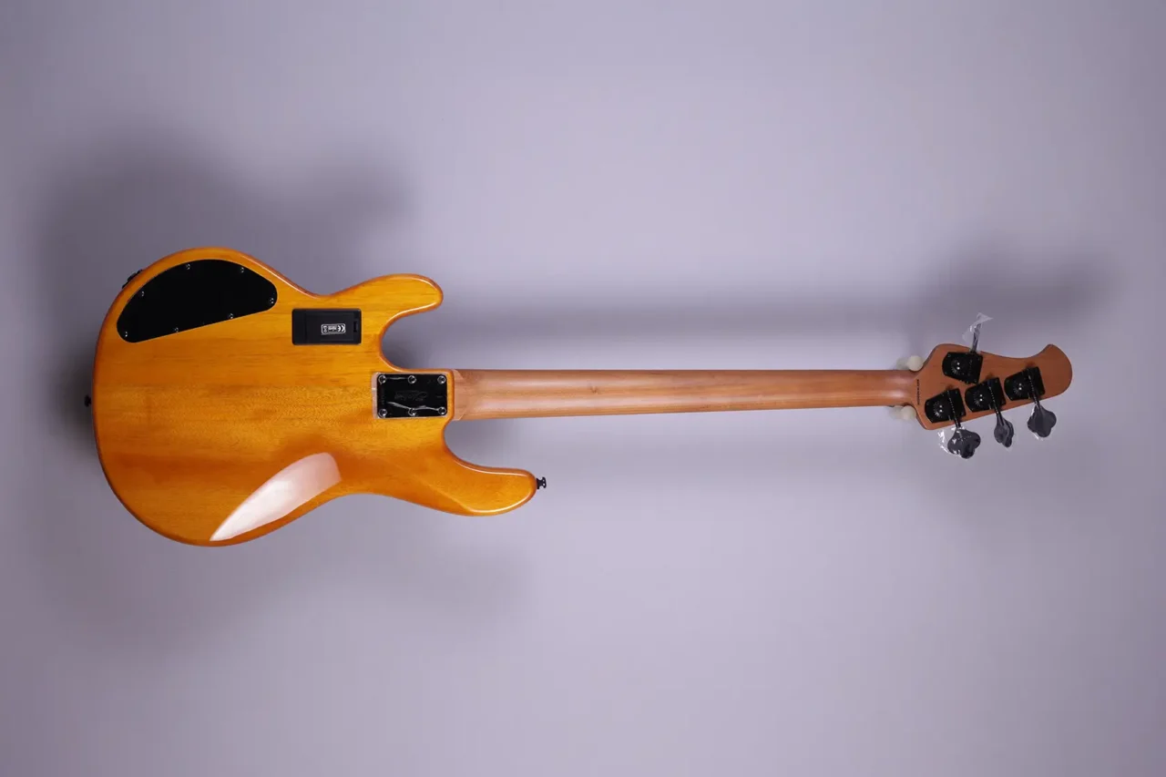 Sterling-Stingray-4-HH-Poplar – Bild 2