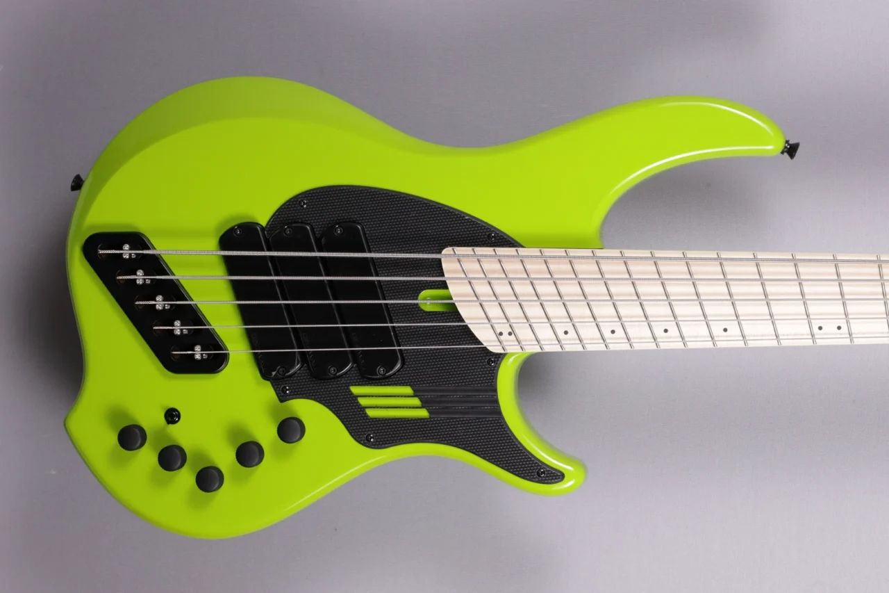 Dingwall NG3 ‚Nolly‘ SignDingwall NG3 Signature 5-String Ferarri Green – Bild 3