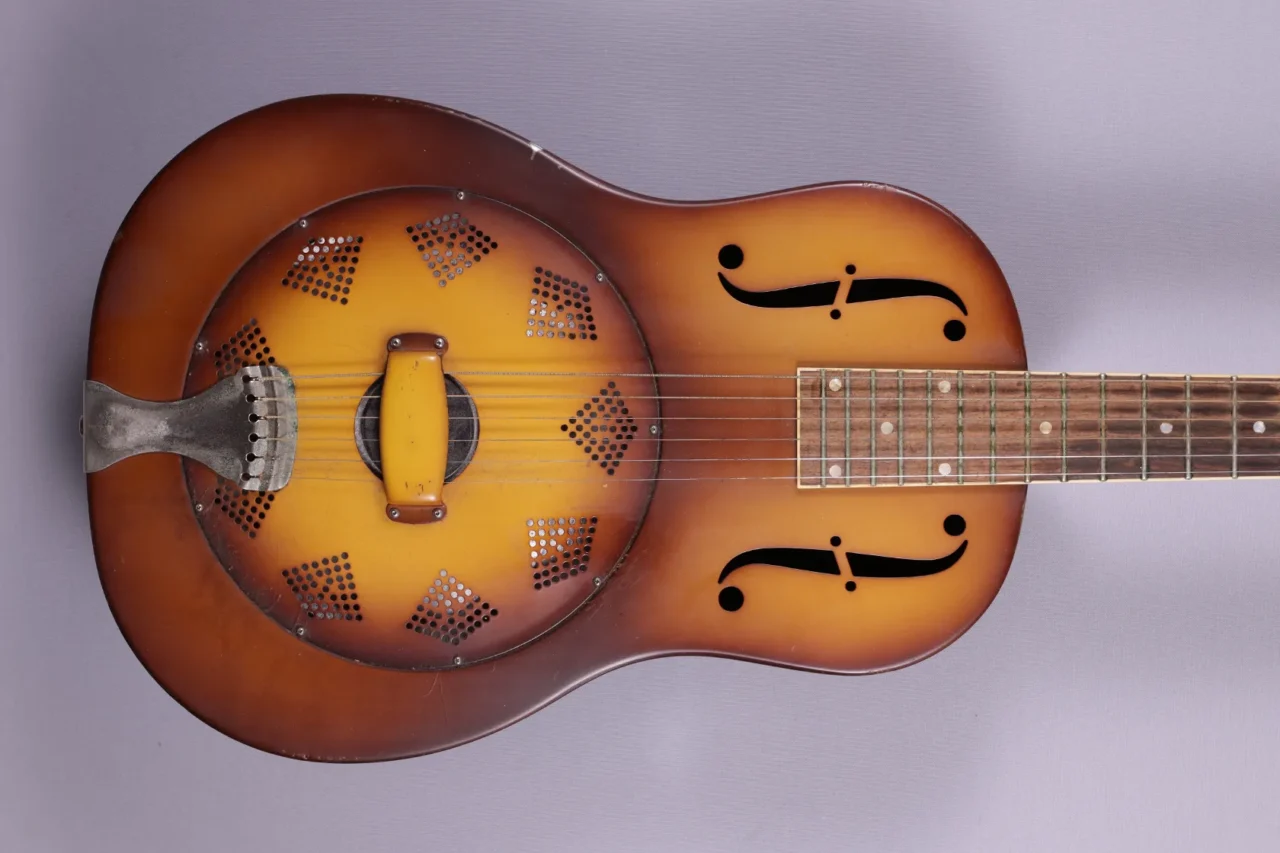 National Triolian Resonator BJ 2010 – Bild 3