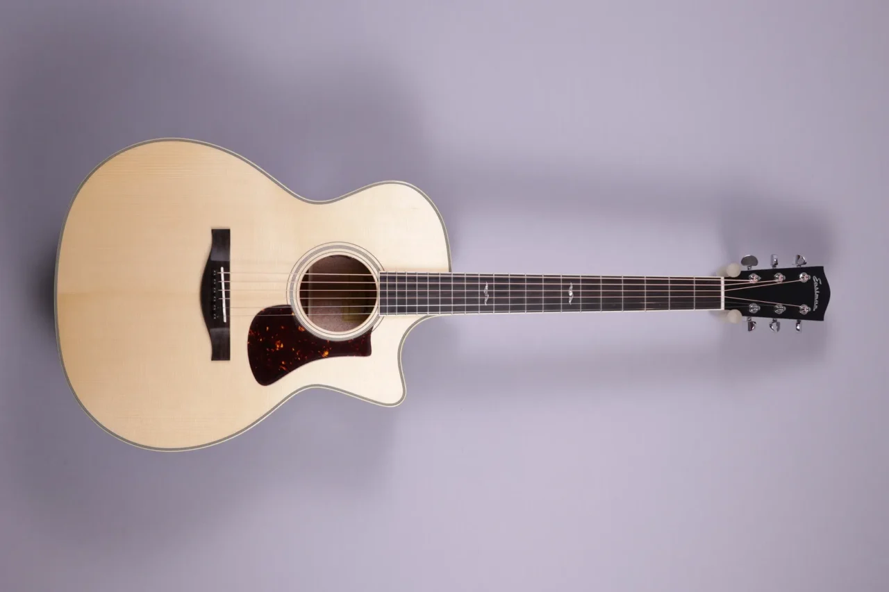 Eastman AC322CE Sitka Mahagoni