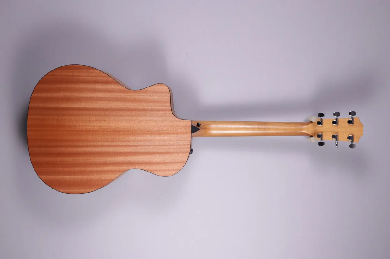 Taylor-114ce – Bild 2