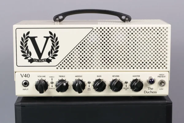 Victory V40 AMP white The Duches