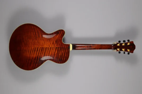 Alternative view of Eastman AR803 Classic (2008)