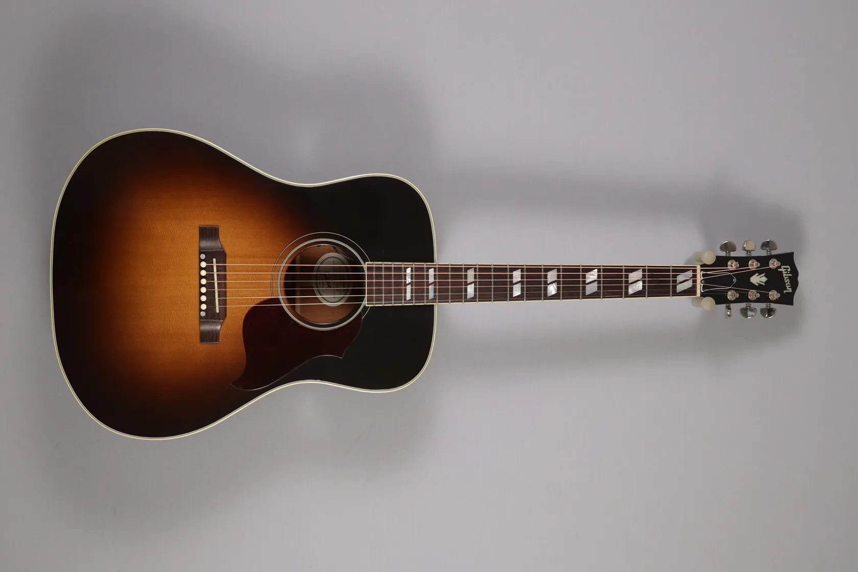 Gibson Hummingbird Pro VS