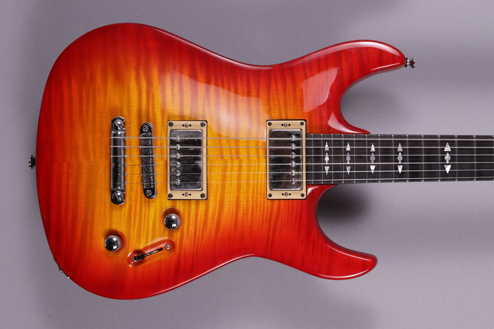 Framus Camarillo Custom-Cherry Sunburst – Bild 3