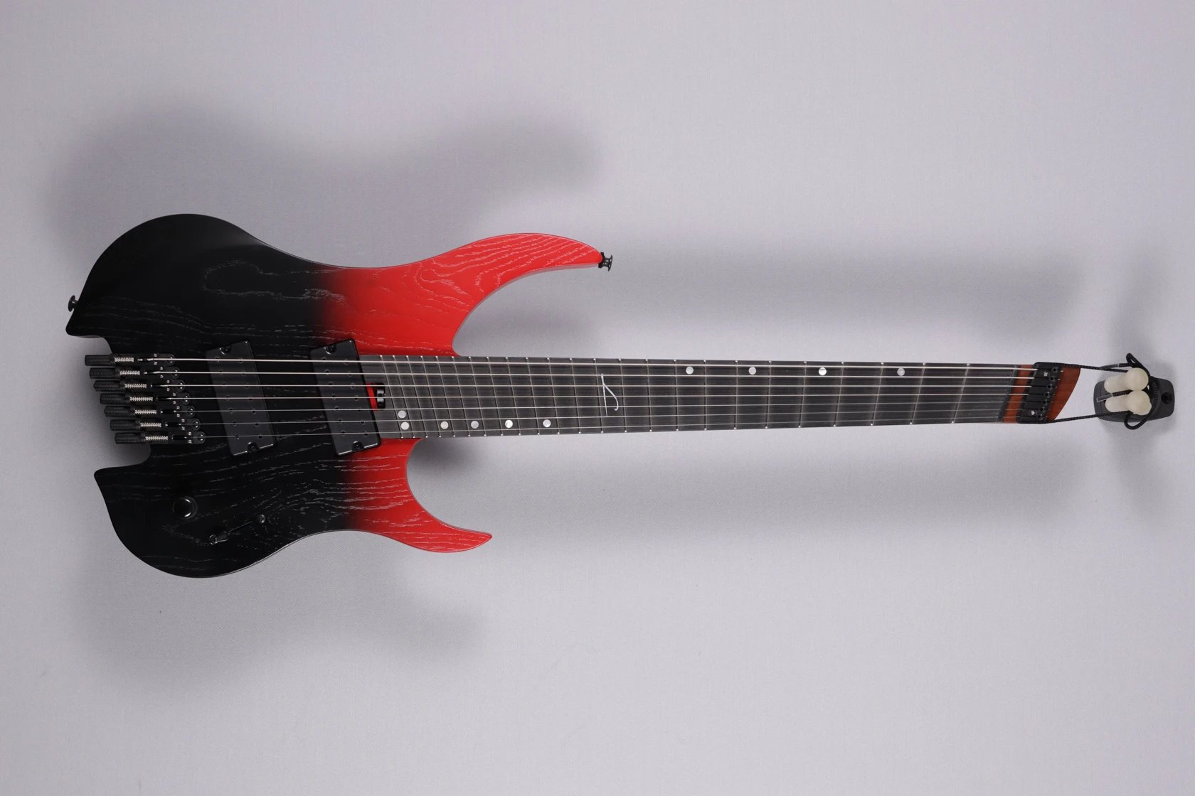 Legator-Ghost-P-7String-multi-Crimson