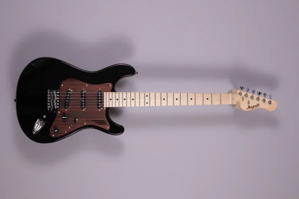 Magneto U-One Series Sonnet Standard 3SC, Black