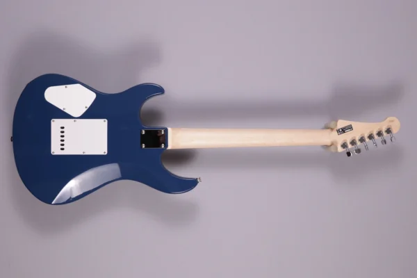 Alternative view of Yamaha PACIFICA 112V UNITED BLUE