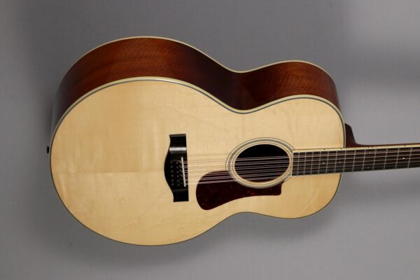 Eastman AC330-12 Natural