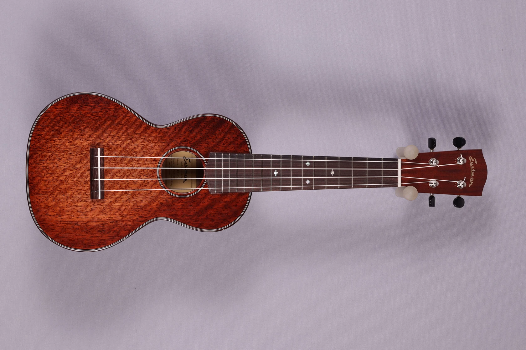 Eastman EU3 C Ukulele Konzert