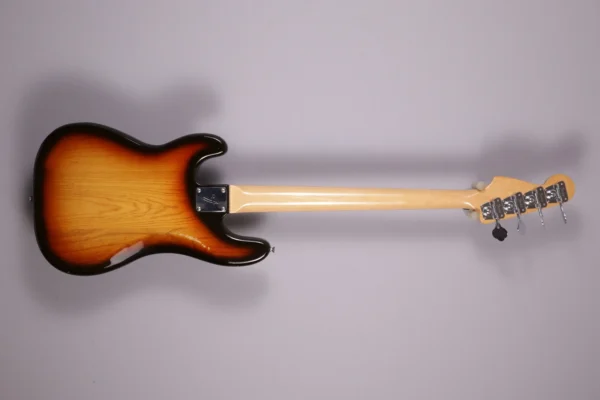 Alternative view of Fender Precision Bass`77-78 3Tone Sunburst