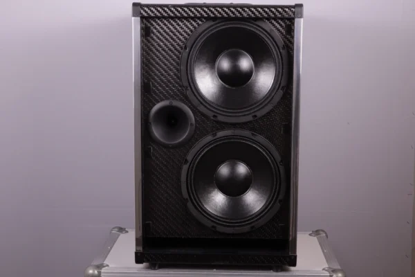 Alternative view of GR-Bass-AT210V-400W-8-Ohm