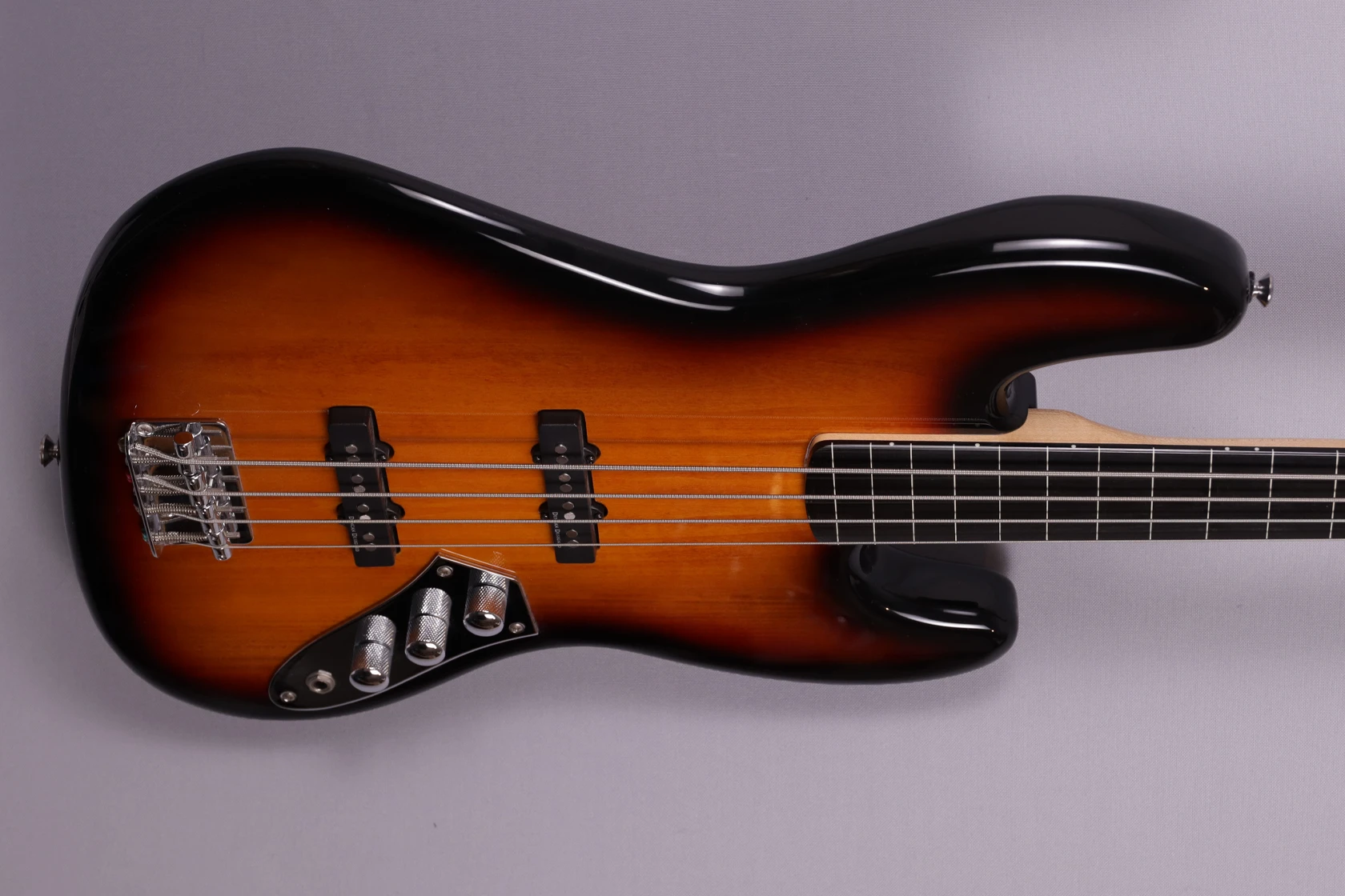 Squier Jazz Bass Fretless Sunburst – Bild 4