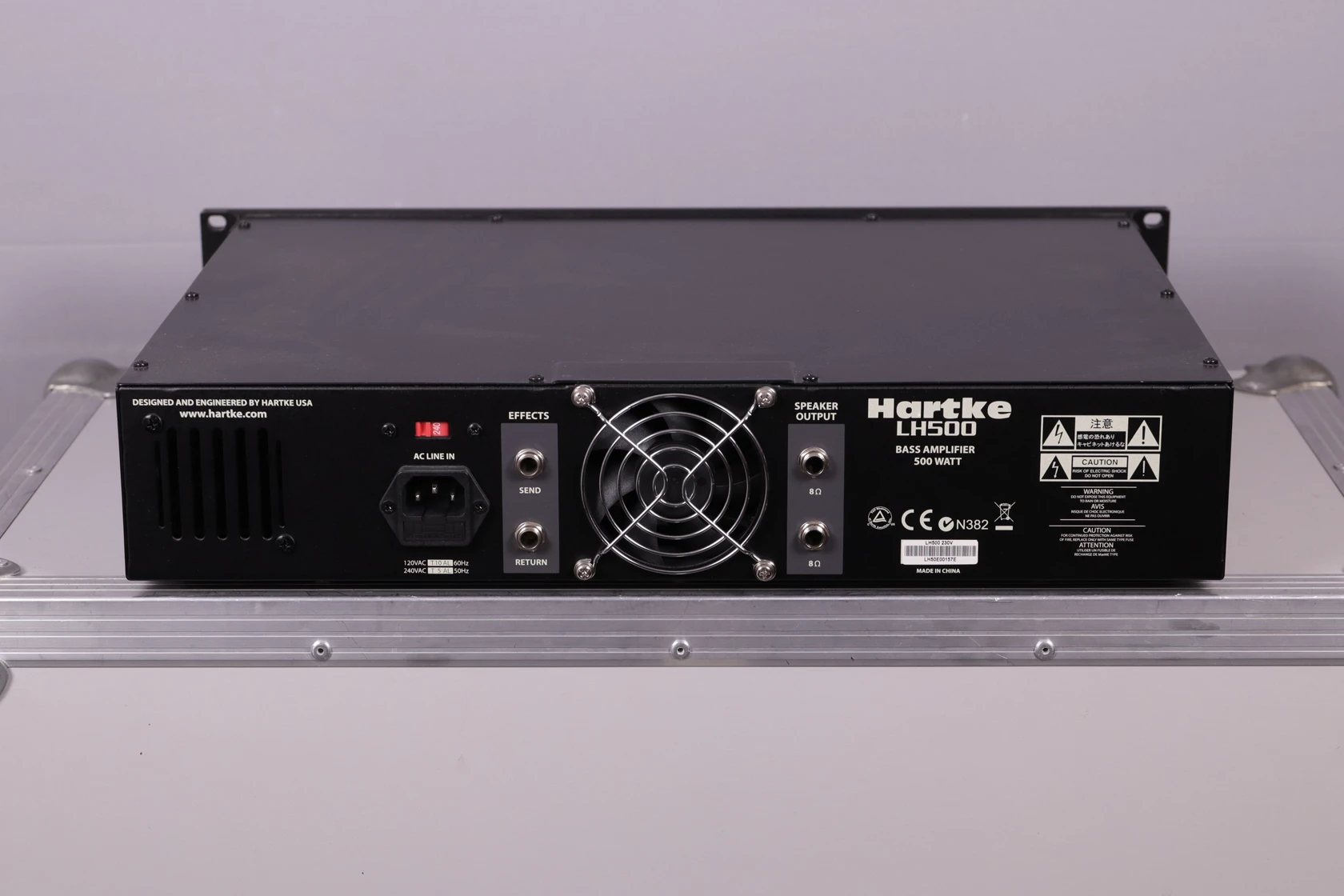 Hartke LH 500 Head 500 Watt Bass-Topteil mit Röhren-Preamp und Solid-State-Endstufe – Bild 2