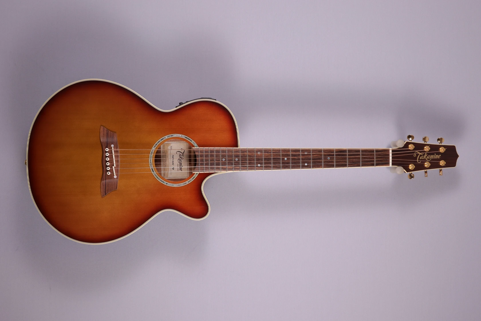 Takamine TSP138C Thinline Elektro-akustisch, Teaburst