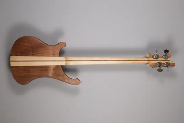 Alternative view of Rickenbacker 4003S W