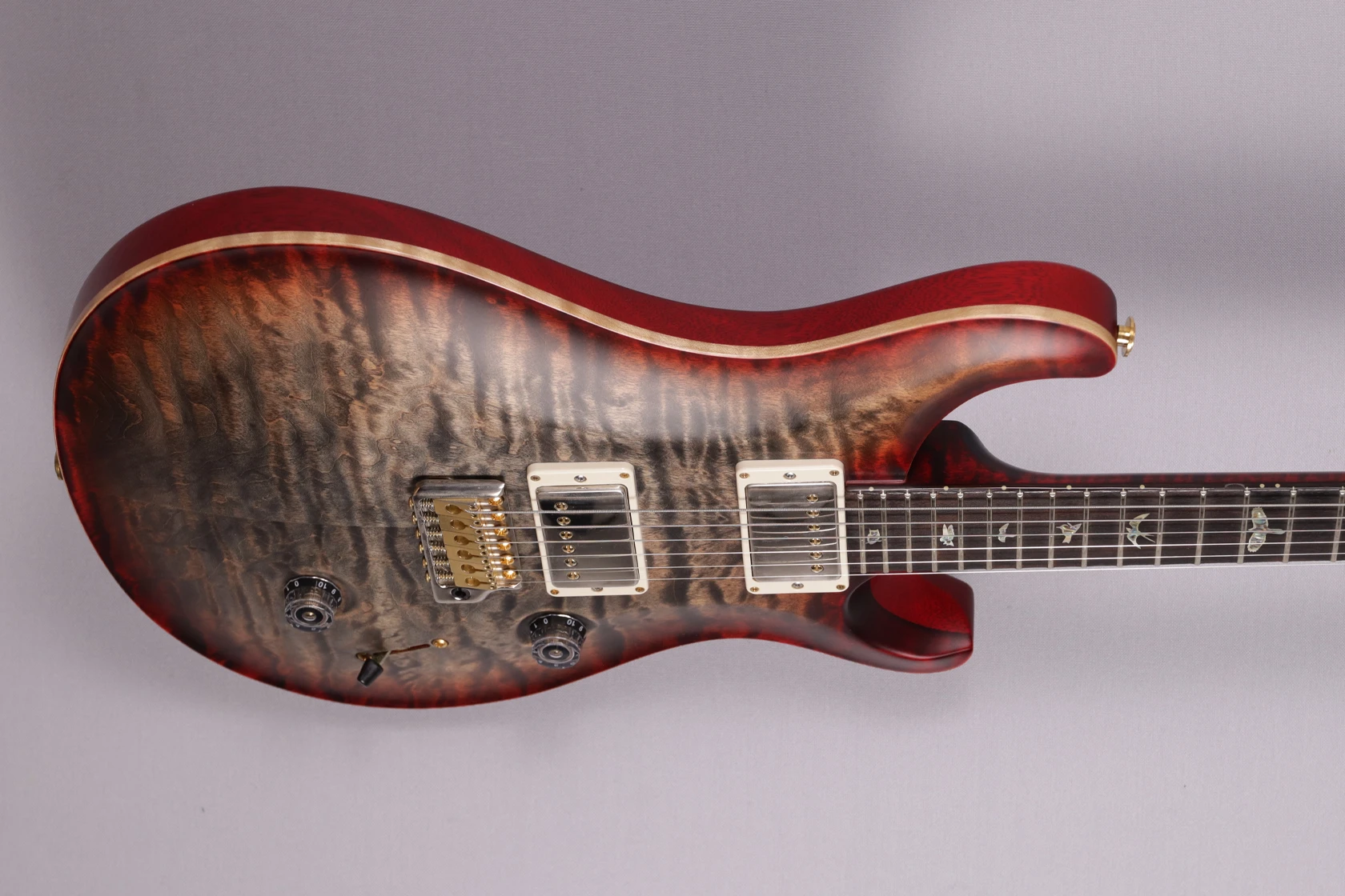 PRS Custom 24 Wood Library 10 Top Charcoal Tri-Color Burst session Select – Bild 4