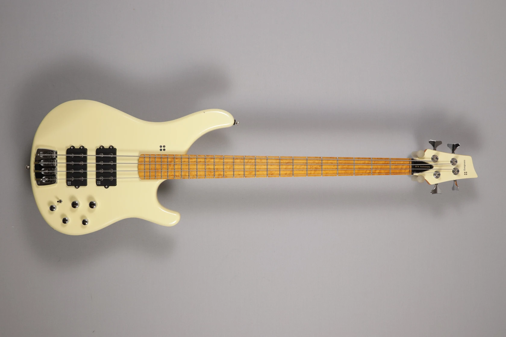 Sandberg Basic Ken Taylor 4 30th Anniversary