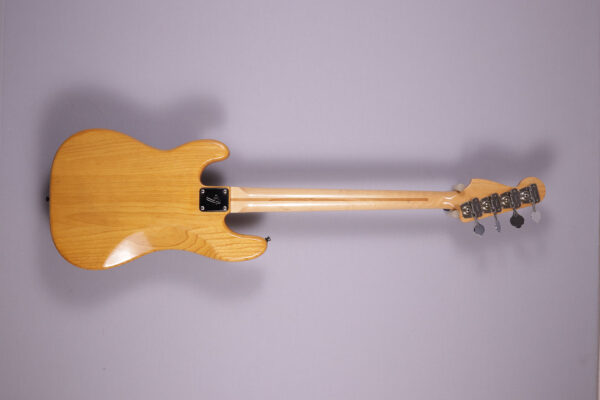 Alternative view of Fender Precision Bass `77 Natur - used